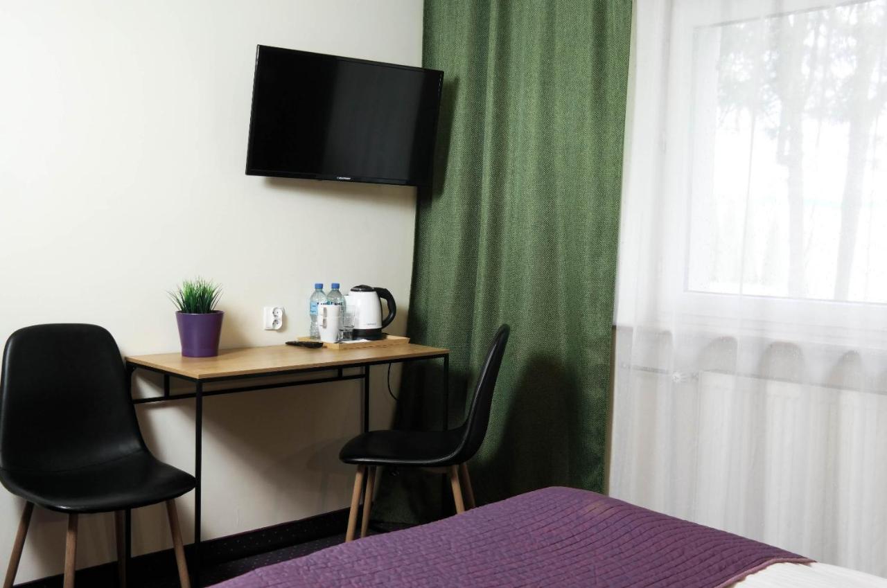 Hotel George Nadarzyn Kültér fotó